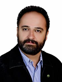 وحید کریمی